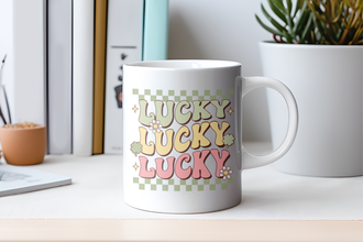 LUCKY Keramiktasse – Retro-inspiriertes Design – Geschenk für jeden Anlass – Vintage-Stil Tasse für Glücksmomente