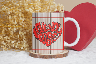 LOVE Tasse – Romantisches Geschenk – Perfekt für Valentinstag & Jahrestag – Liebevolle Keramiktasse mit Herz-Design