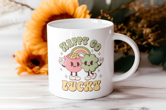 HAPPY GO LUCKY Tasse – Niedliches Design mit Regenbogen und Figuren – Geschenkidee für Glücksmomente & besondere Anlässe