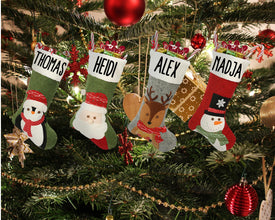 Personalisierte XXL Weihnachtsstrümpfe 47cm – Rentier, Weihnachtsmann und Schneemann Design – Individuelle Weihnachtsdekoration mit Namen
