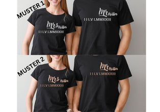 Personalisierte Mr / Mrs römische Ziffern Datum T-Shirt | Mann und Frau Paare Flitterwochen Tshirt | Endlich passendes Hochzeits-T-Shirt