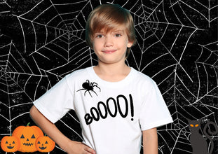 Halloween Shirt, Halloween Spinne, Halloweengeschenk für Mädchen und Jungen, Kindertshirt, Oktober Shirt